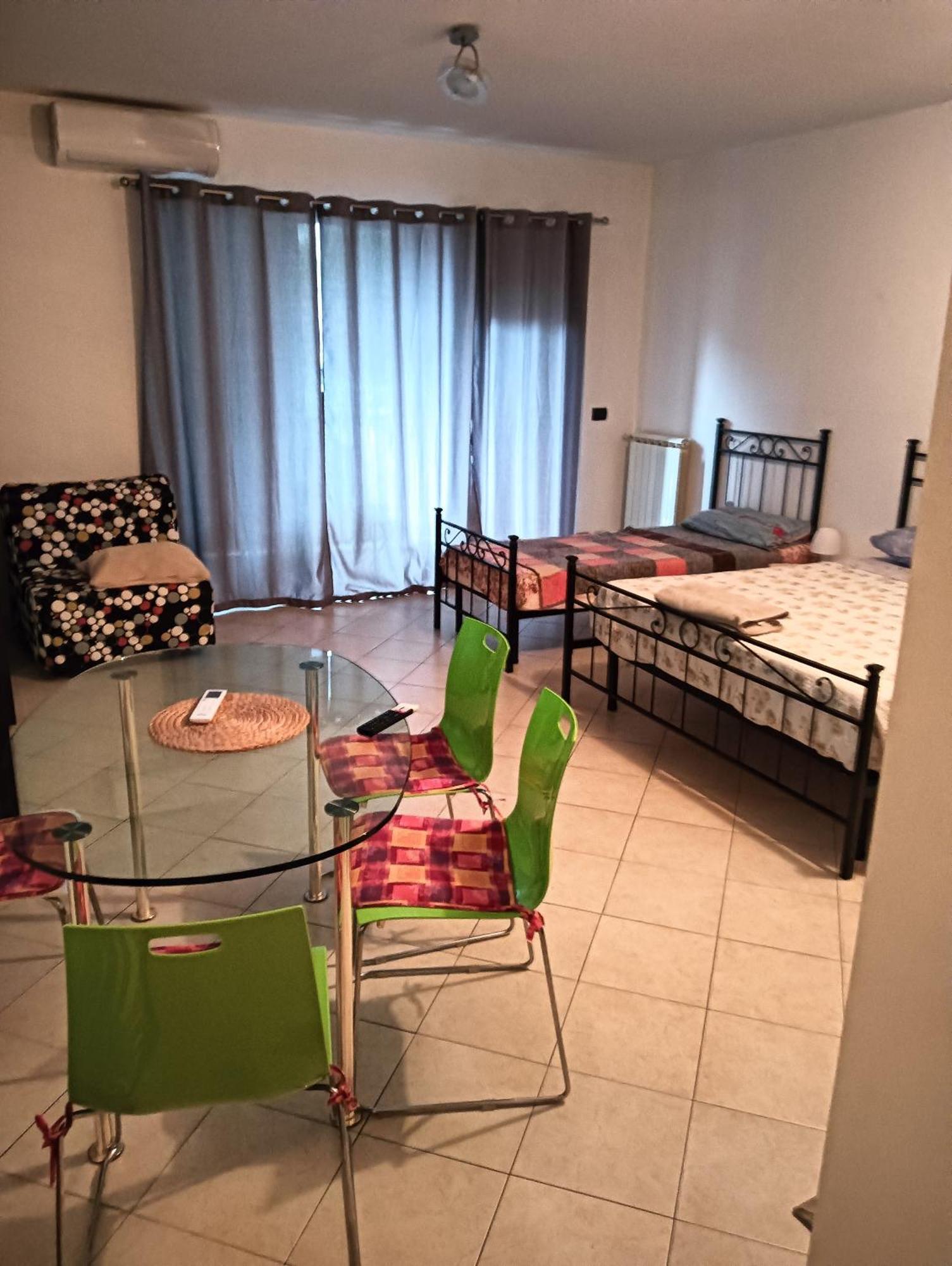 Airport Alexander Apartment Genoa Bilik gambar